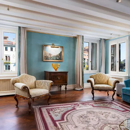 Appartamento Palazzo Loredan Grand Canal