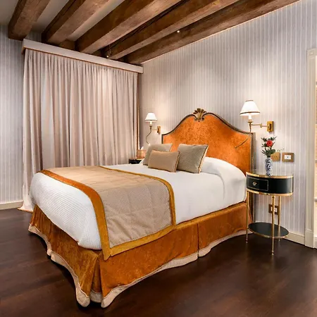 Appartamento Palazzo Loredan Grand Canal Venezia